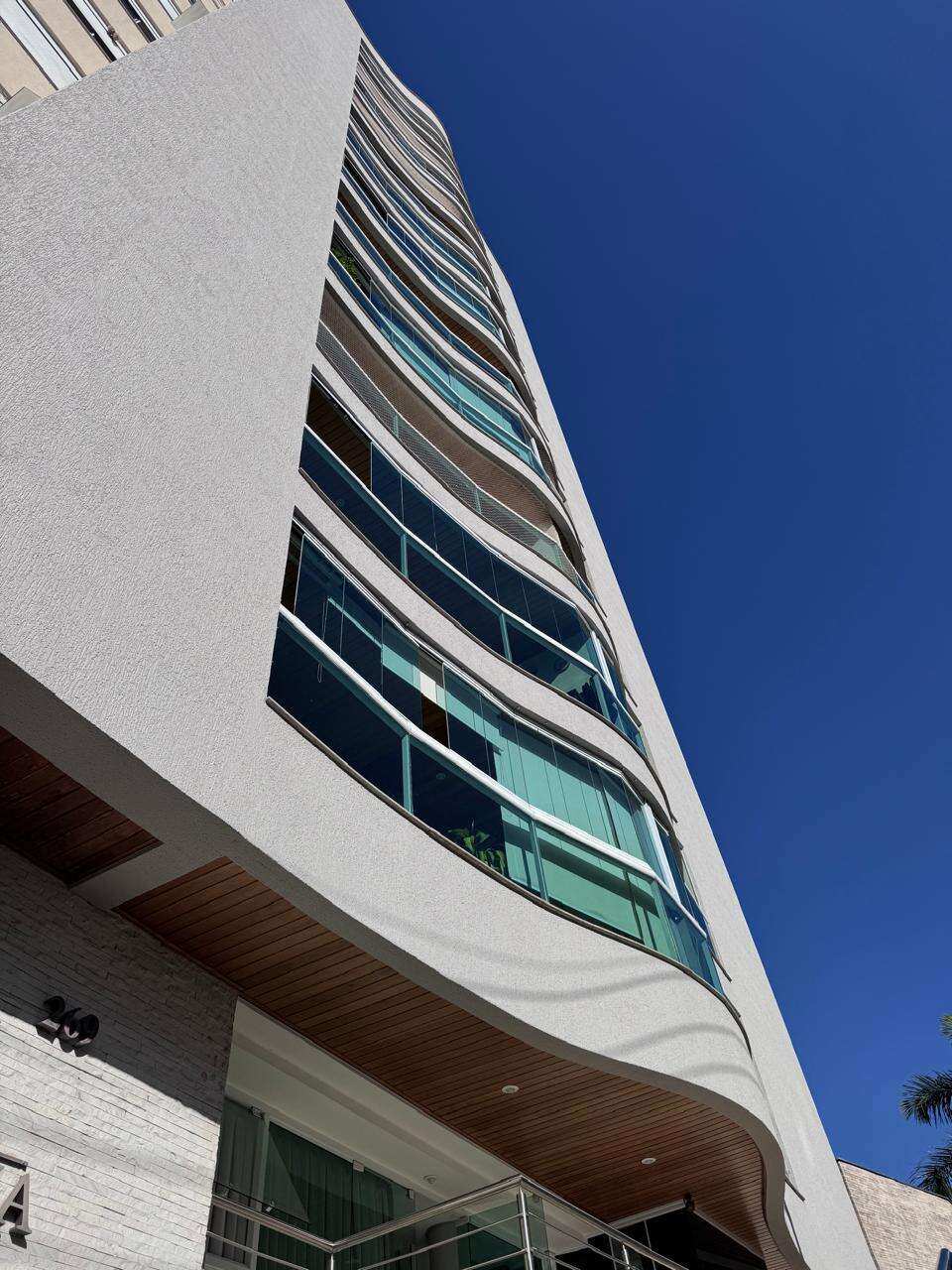 Apartamento à venda com 3 quartos, 116,00m² - ,