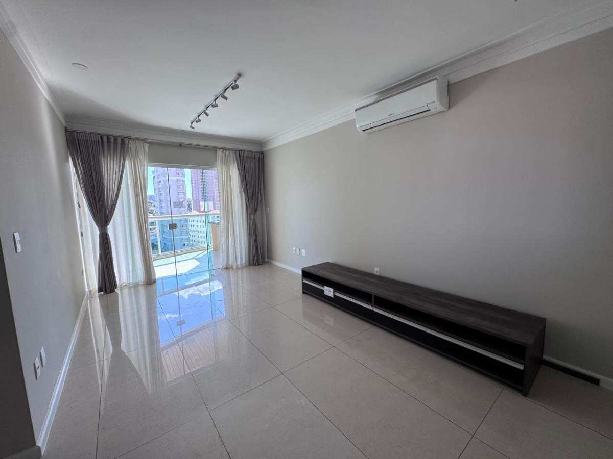  - Apartamento 116 m² à venda, 3 quartos, 2 suítes, 2 vagas de garagem Jd. Paulistano