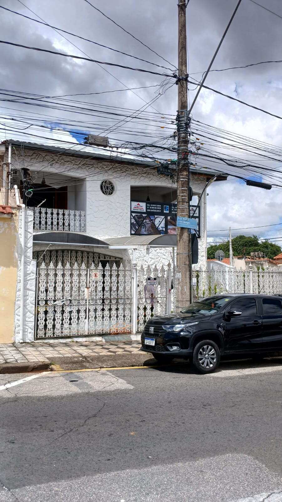  - Casa comercial tipo sobrado com 371, 26 m² 06 vagas de garagem para venda e locação