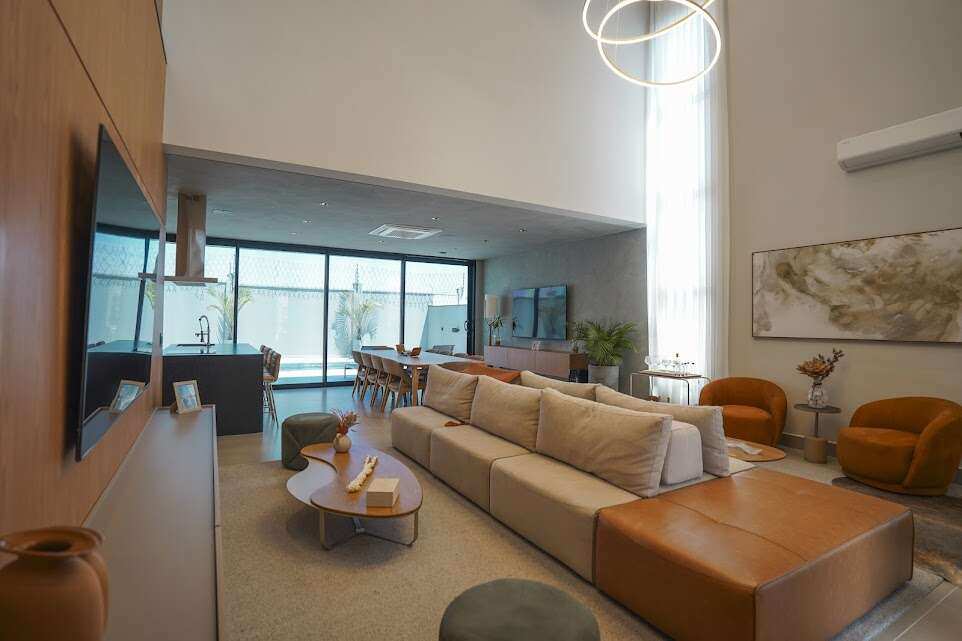  - CASA  CONDOMÍNIO ALPHAVILLE NOVA ESPLANADA 1  4 SUÍTES