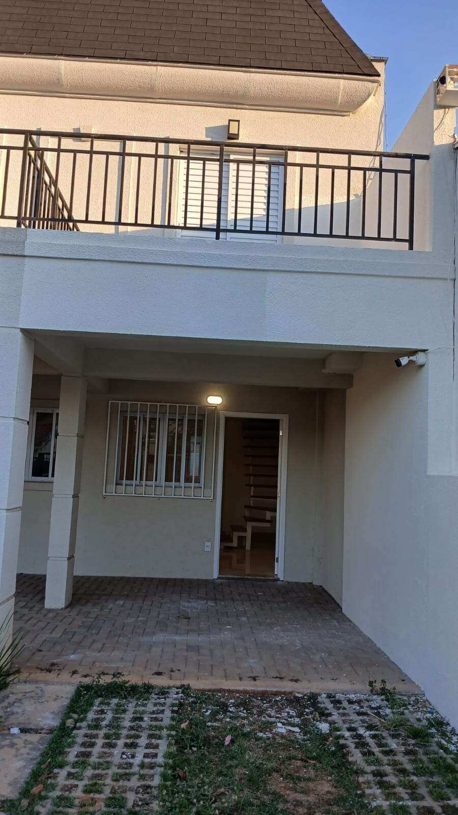  - Casa Jd. Gonçalves 2 suítes, 2 vagas de garagem  79m²