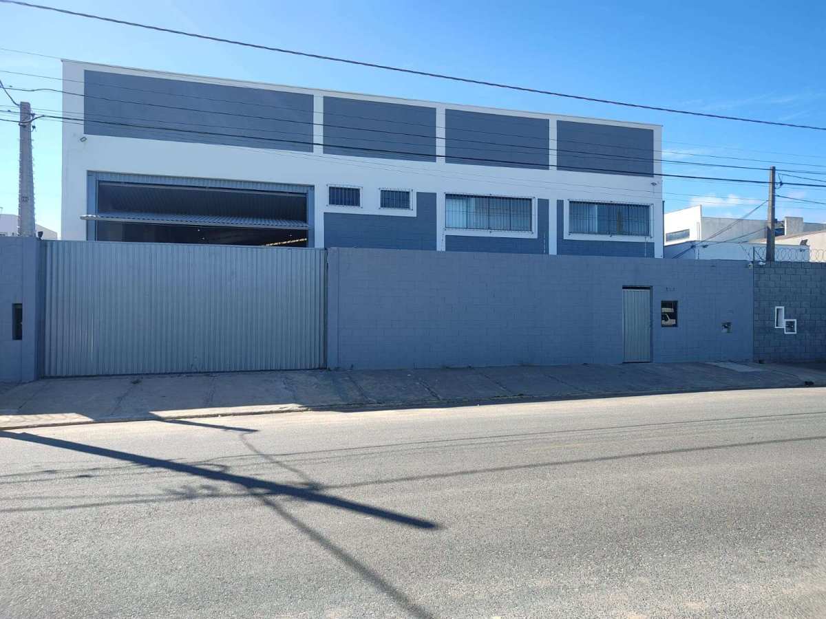 Galpão para venda e locação 748,60 m² 4 banheiros, 4 salas Bairro Parque São João Votorantim - Consultora Sandra Franco